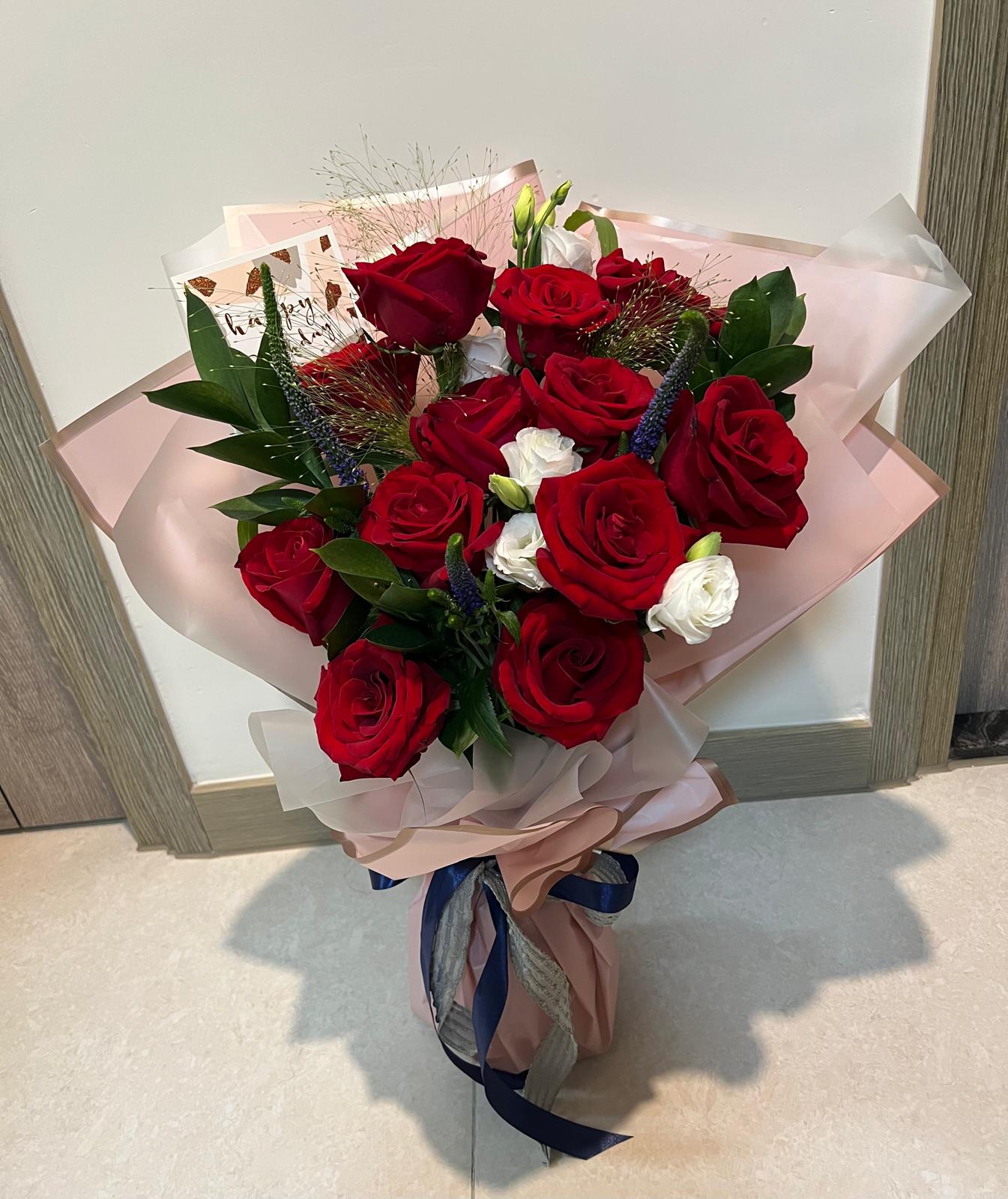 DMFF 12支進口紅玫瑰韓式花束