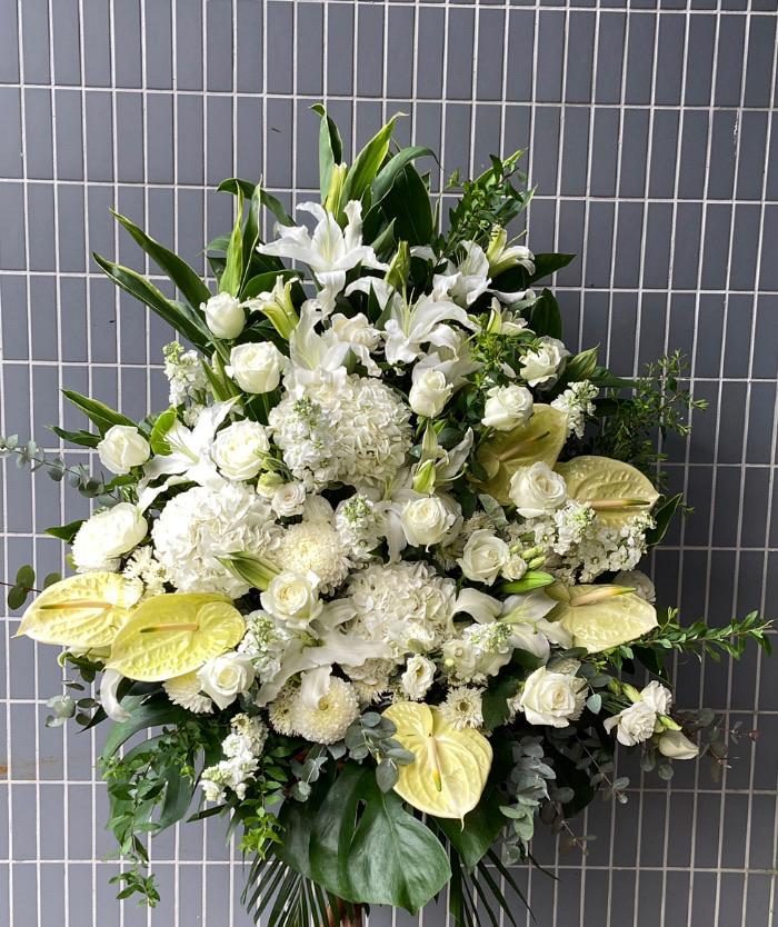 DMDD 百合玫瑰繡球白掌花籃