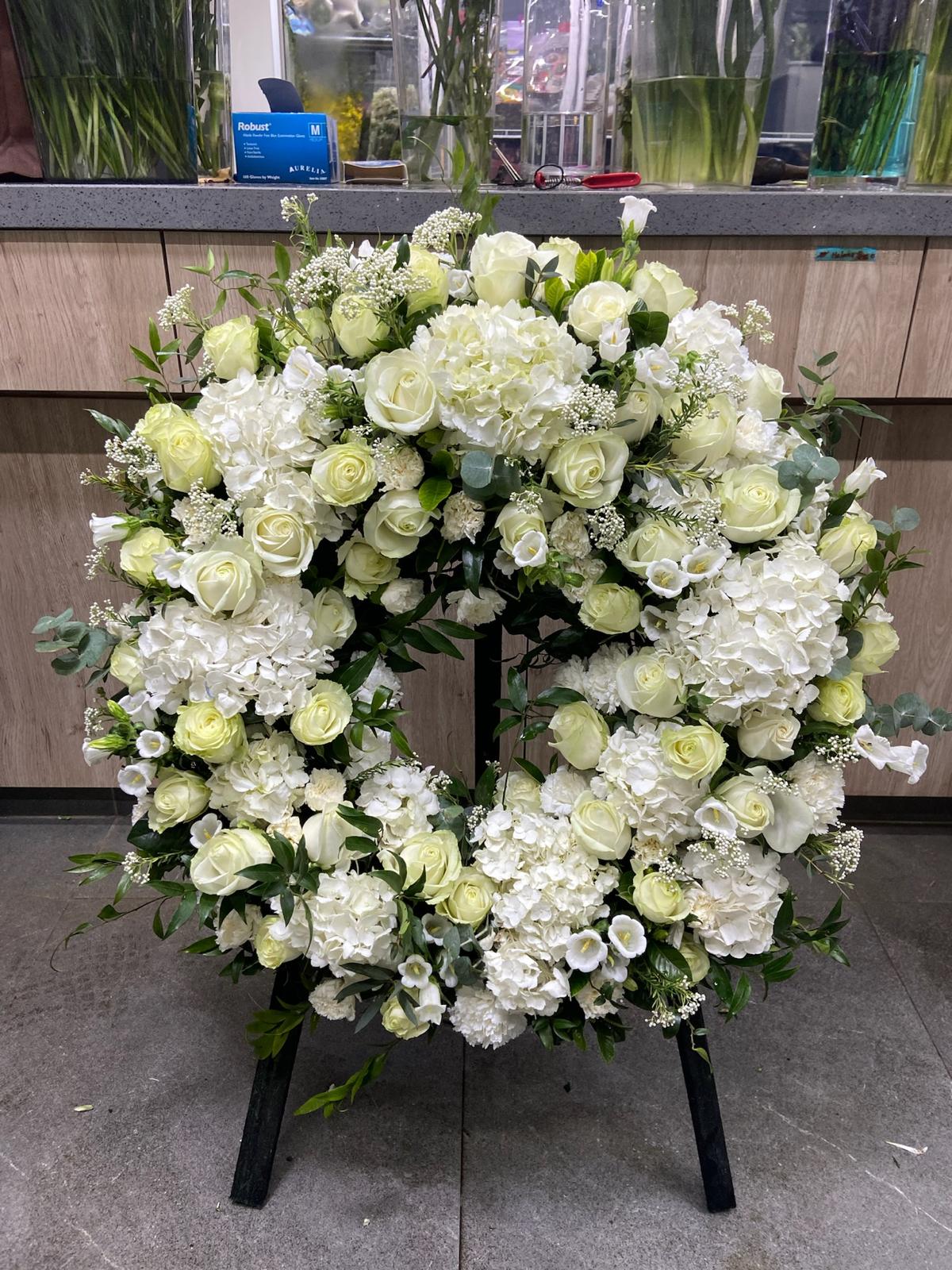 DMDD 圓形白繡球玫瑰桔梗滿天星花牌