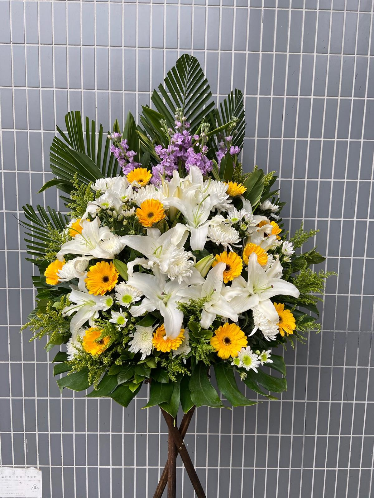 DMDD 麝香百合黃小菊花籃